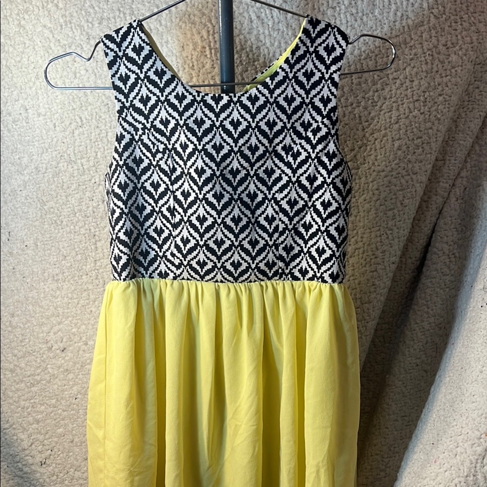 JOLT  Sleeveless Summer Dress